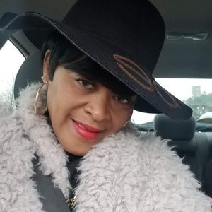 Meet your Posher, Ann